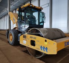 Техническое обслуживание дорожного грунтового катка XCMG XS143